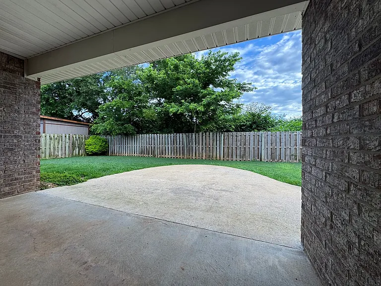 3905 W Amour Dr — Photo 22