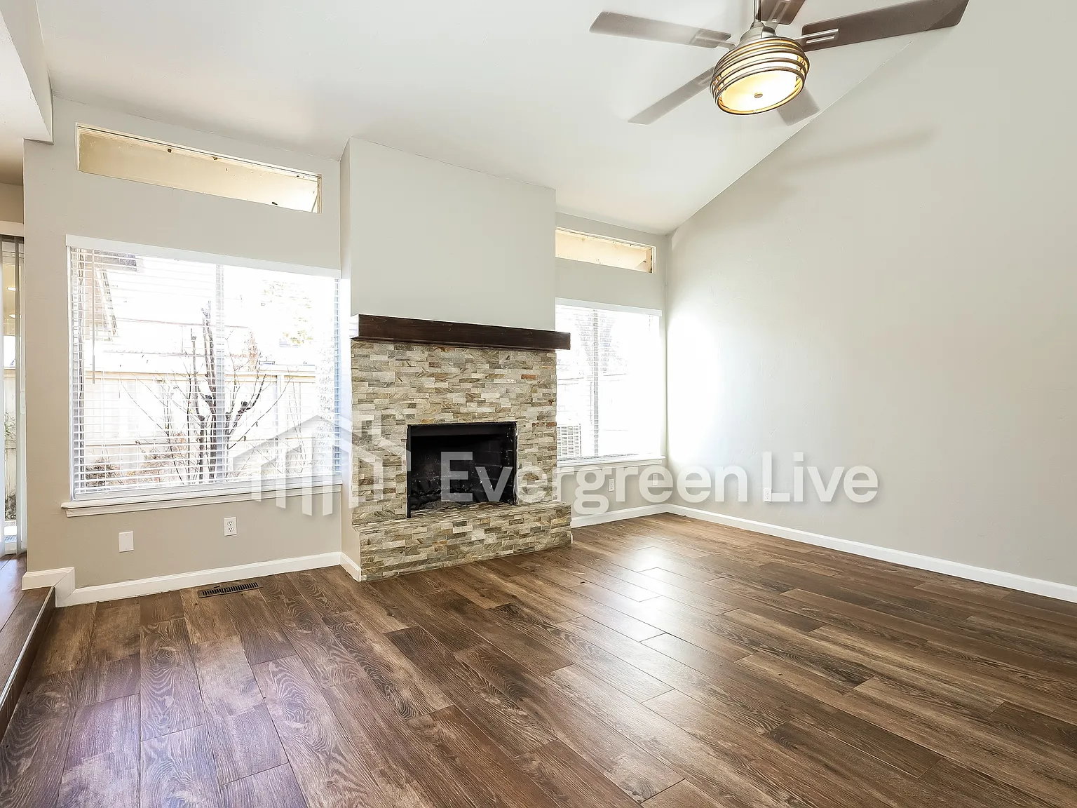 3 bed, 2.0 bath, 1412 sqft, $1,495 — Photo 4