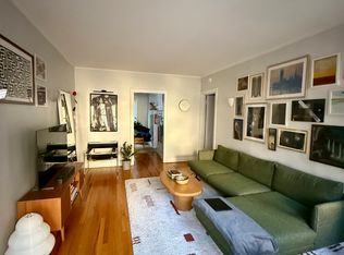 535 W Wellington Ave APT 64, Chicago, IL 60657