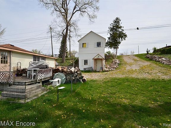 3rd image of 2132 Allen Ct