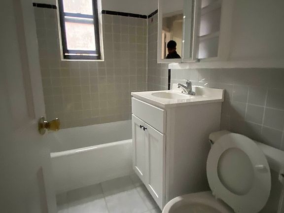 5th image of 83-09 116th St #1D