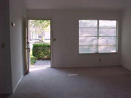 2nd image of 7335 GLEN CROSS DR