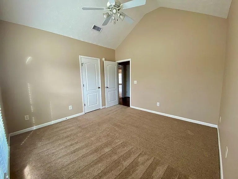 1815 Saffron Ct — Photo 16