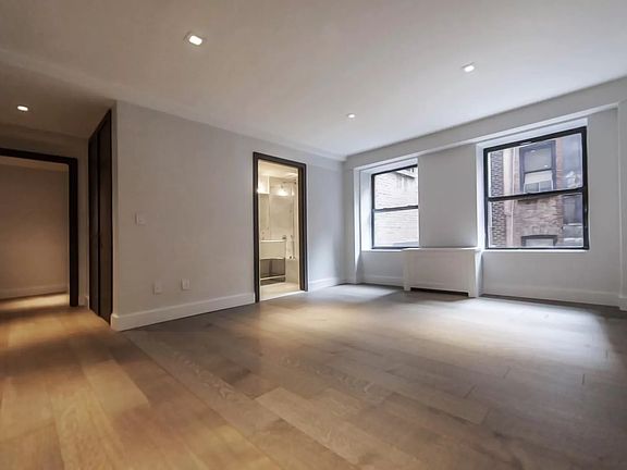 5th image of 205 E 16th St APT 2C