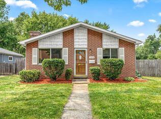 11410 Syracuse St, Taylor, MI 48180