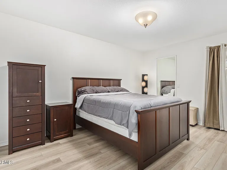 3235 E Camelback Rd #201 — Photo 8