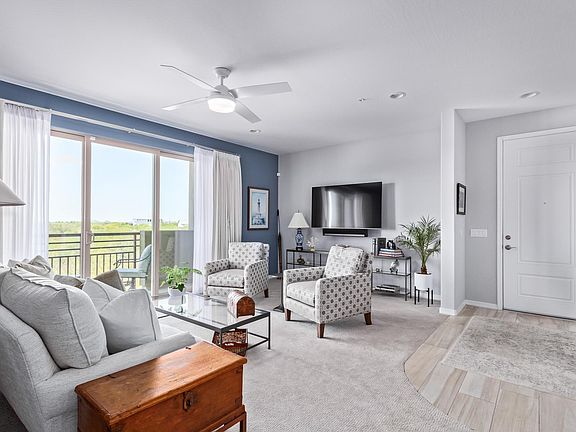 4th image of 17850 N 68th St #2154
