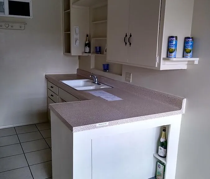 1843 E Palmyra Ave — Photo 4