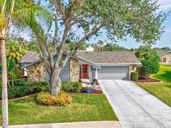 6609 WATERFORD LANE, SARASOTA, FL 34238