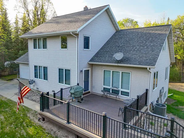 2465 Old Long Lake Rd NW, Bemidji, MN 56601