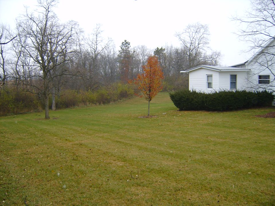 2nd image of 9211 Township Road 172