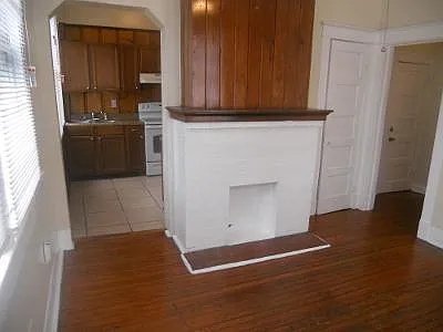 1 bed, $900 — Photo 2