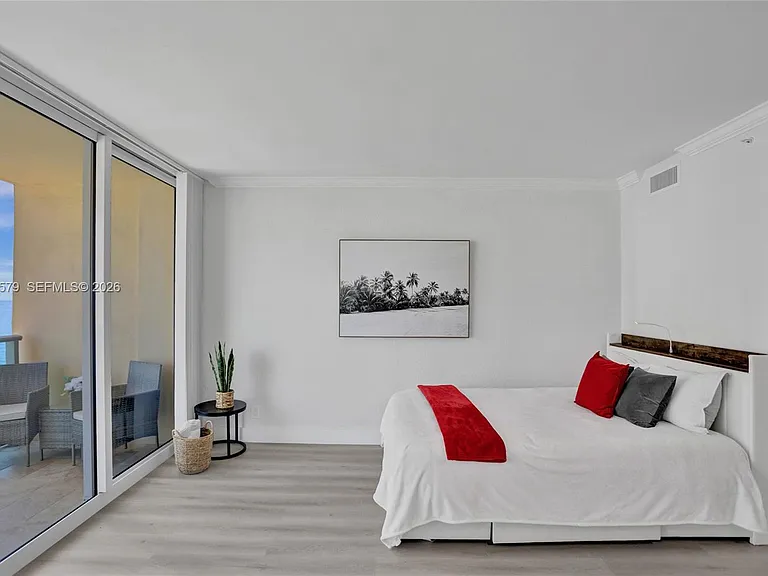 2501 S Ocean Dr #704 — Photo 18