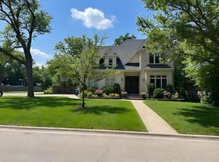 1420 Crowe Ave, Deerfield, IL 60015