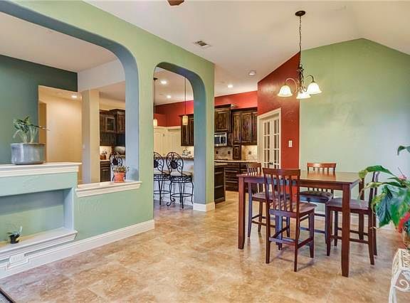 4th image of 2304 Peaceful Pointe Dr