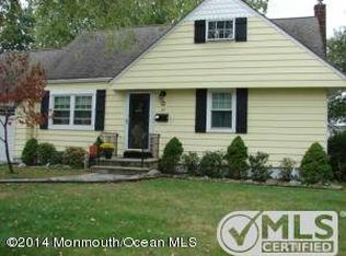 29 Longfellow Dr, Colonia, NJ