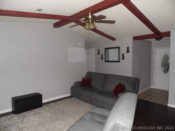 5th image of 661 E 134th Pl