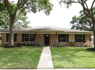 6210 Rutherglenn Dr, Houston, TX 77096