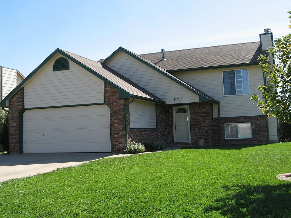 3 Bedroom, 2 Bath Home