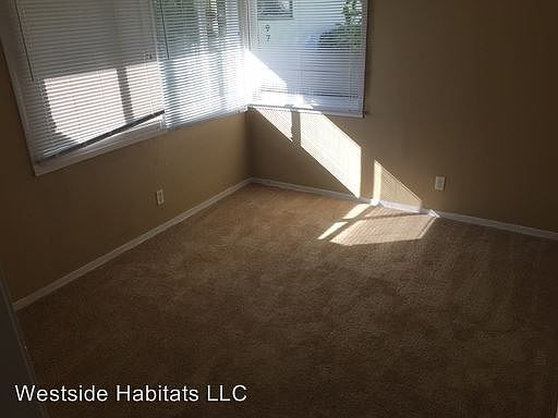 3rd image of 11837 Laurelwood Dr