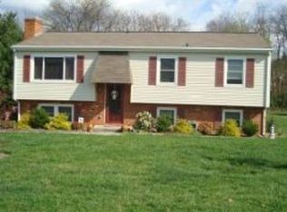70 Rachel Dr, Roanoke, VA 24019