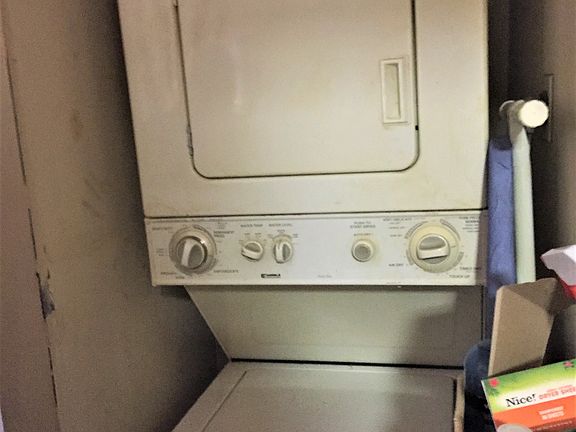 3rd image of 3171 Whitney Ave APT 2C