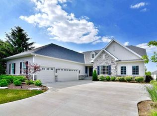 30 Bryce Ct, South Barrington, IL 60010