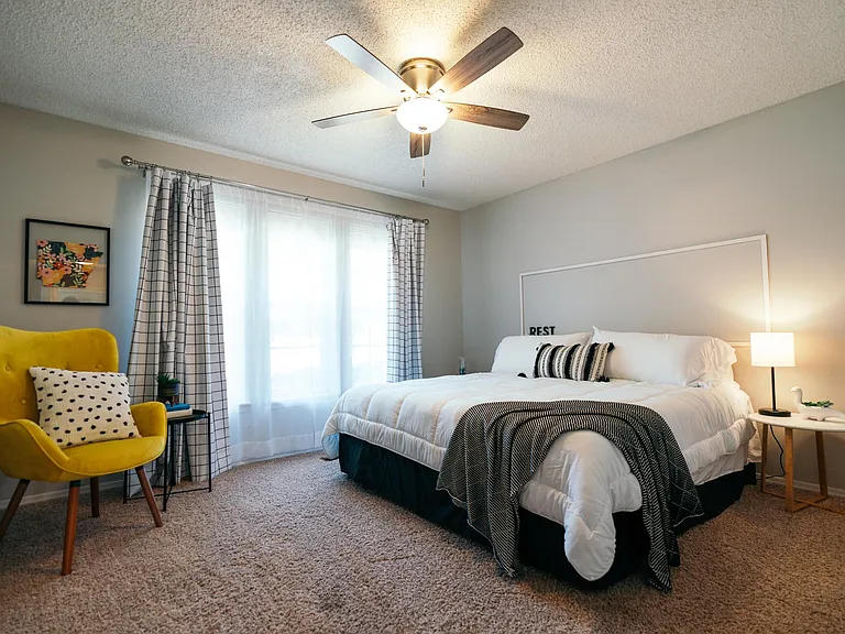 Second main level bedroom
