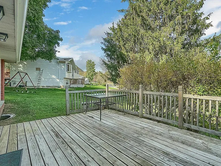 62 Goshen Ave — Photo 20
