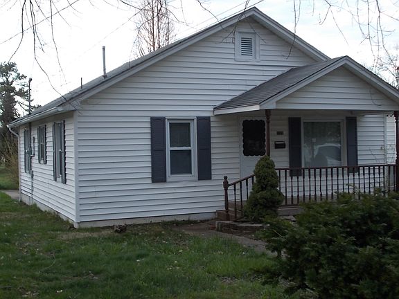 2nd image of 222 Wilson St
