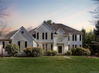 7 Fordham Way, Avon, CT 06001