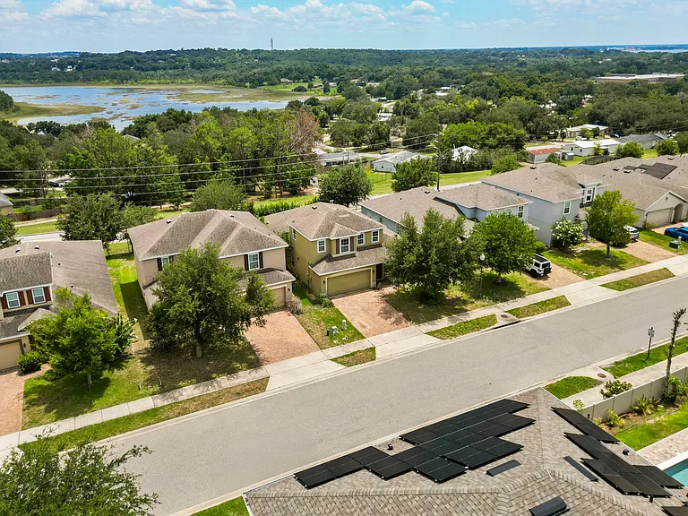 1300 Cavender Creek Rd — Photo 36