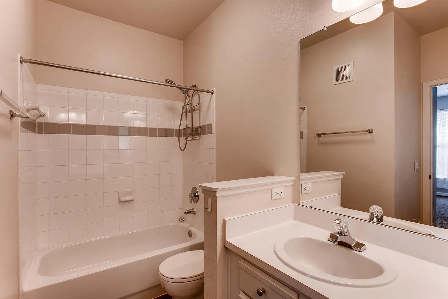 7493 S Quail Cir — Photo 2