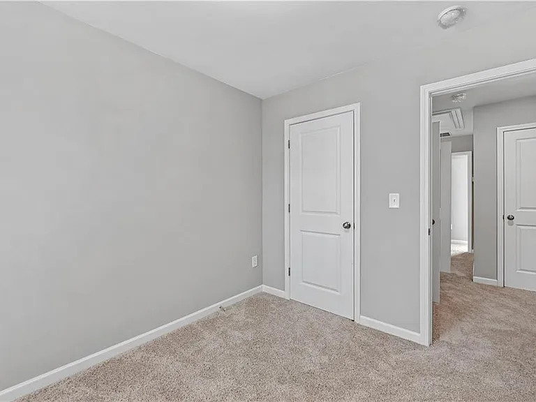 2840 Laurel Ridge Cir — Photo 27