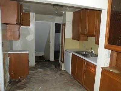 2nd image of 1543 Hickory Ln