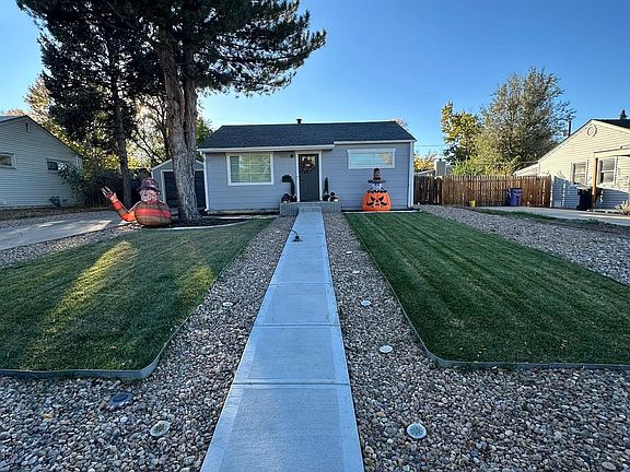 2nd image of 2655 S Green Ct