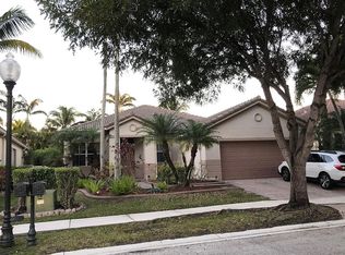 701 Sunflower Cir, Weston, FL 33327