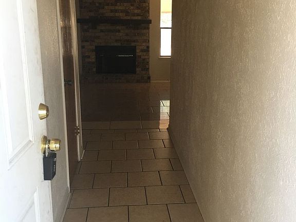 2nd image of 1907 Sherman Dr