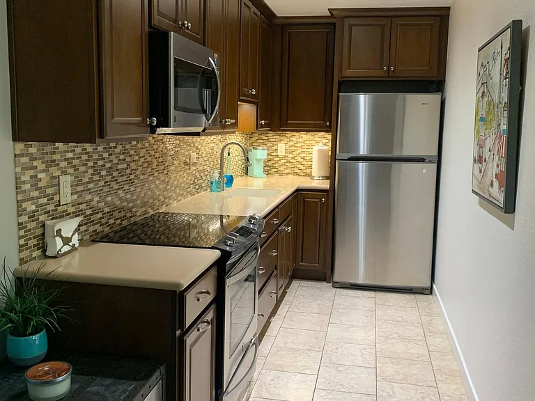 2821 N Los Felices Cir W #214 — Photo 15