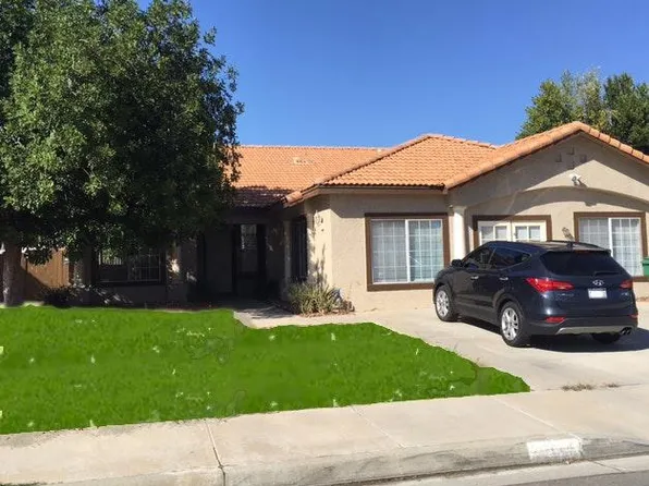 24898 Newgarden St, Moreno Valley, CA 92551