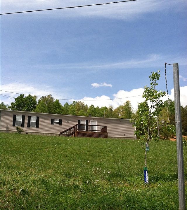 2nd image of 128 Huckenbeny Dr