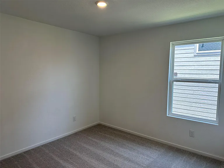15131 Willowater Dr — Photo 21