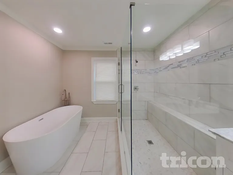 2501 Haybrook Ln — Photo 12