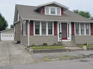 580 Daggett Ave, Pawtucket, RI 02861