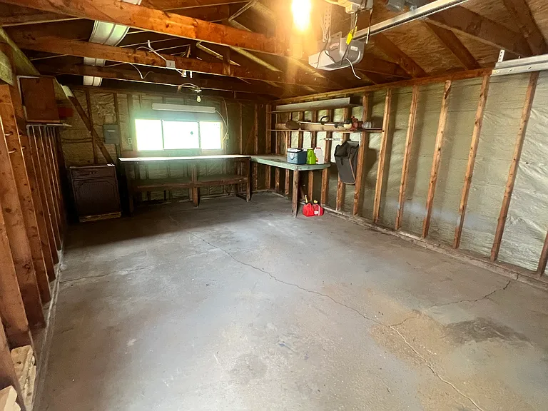1339 Belmont St — Photo 12