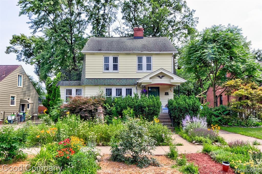 1567 W Troy St, Ferndale, MI 48220 MLS 20230069552 Zillow
