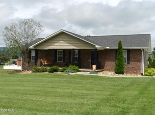 138 Birdie Dr, Mooresburg, TN 37811