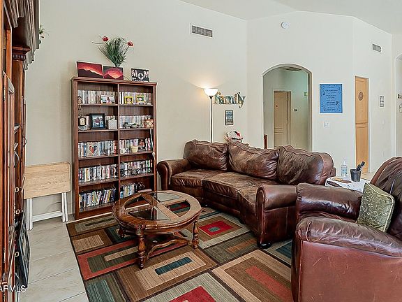 3rd image of 9773 W Yukon Dr