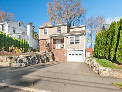 85 Hirsch Road, Stamford, CT, 06905