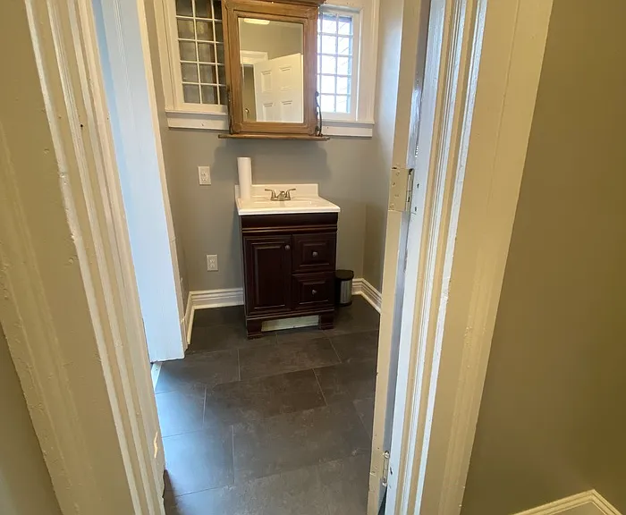 159 Mullin St #2 — Photo 11
